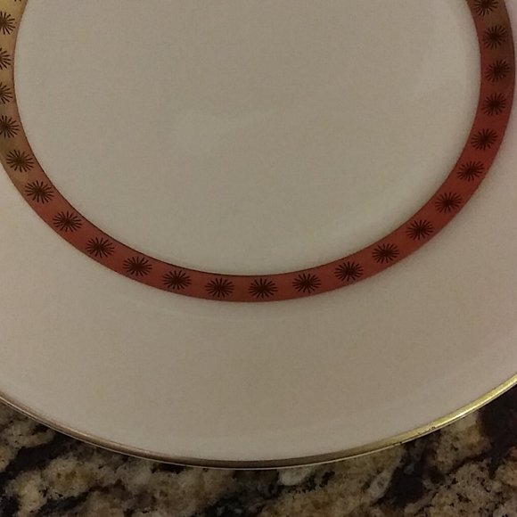 1119 Set of 2 Castleto Golden Classic Salad Plates - Picture 9 of 9